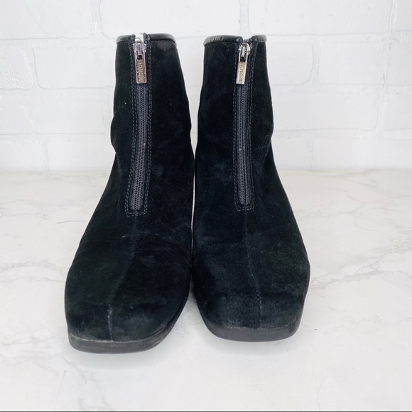 La Canadienne Sharlina Suede Front Zip 